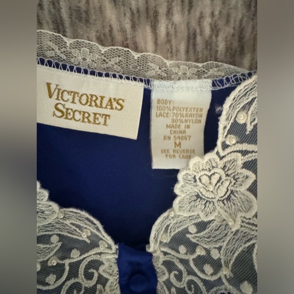 Vintage Victorias Secret camisole size medium - Picture 3 of 9